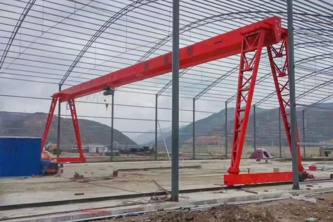 MH型電動(dòng)單梁門式起重機(jī)、桁架支腿門式起重機(jī)