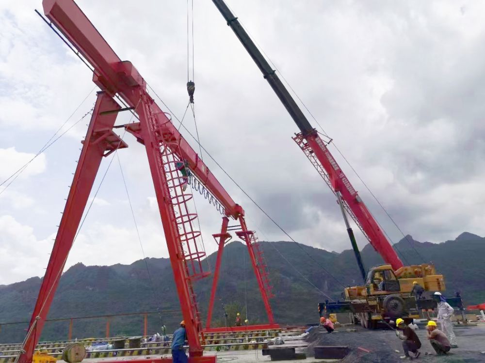 山西運城龍門吊廠家、型號參數(shù)、價格、單梁門式起重機生制造安裝維修