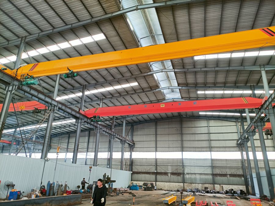 武漢橋式起重機(jī)、LD電動(dòng)單梁起重機(jī)廠家銷(xiāo)售