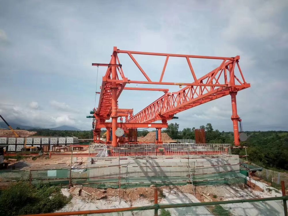 海南三亞架橋機(jī)，公路、鐵路架橋機(jī)廠家生產(chǎn)制造、價(jià)格方案、安裝維修