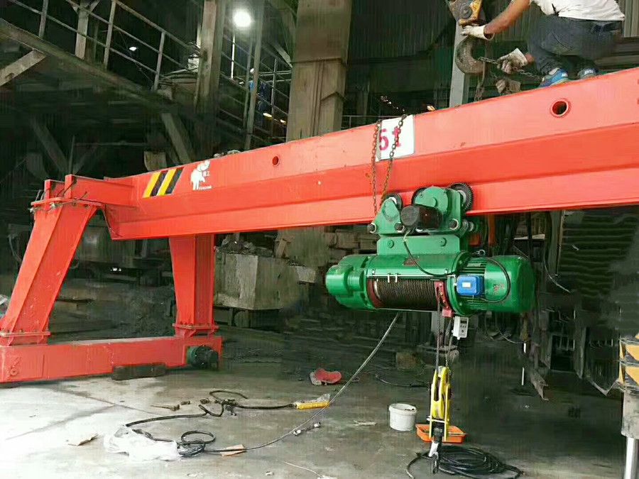 江西上饒龍門吊、行業專用起重機、MH型電動單梁門式起重機
