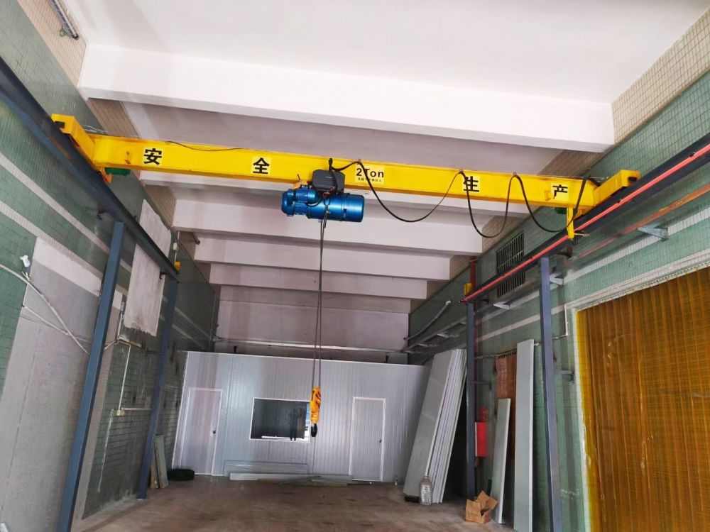 簡易電動單梁起重機(jī)、雙梁起重機(jī)、天車、吊機(jī)生產(chǎn)制造