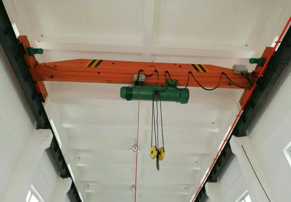 電動橋式天車、行車、LDA型電動單梁起重機(jī)