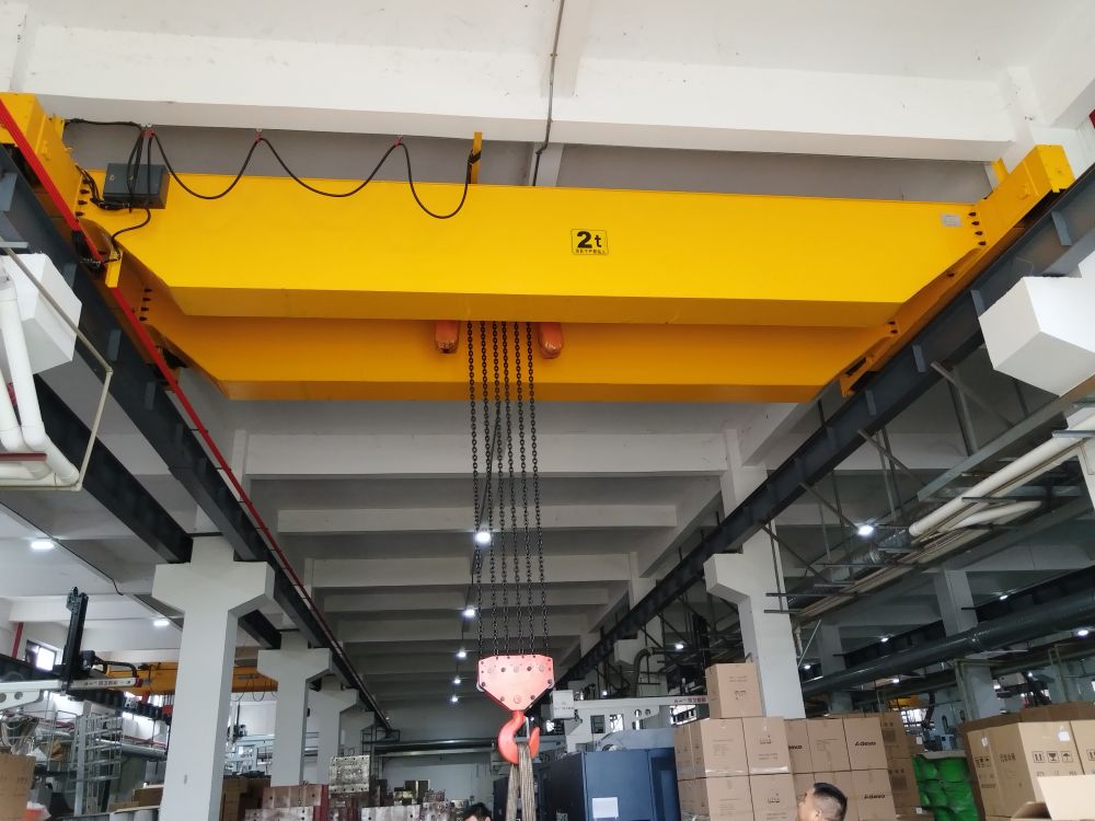 廣東清遠(yuǎn)起重機(jī)、電動雙梁橋式起重機(jī)