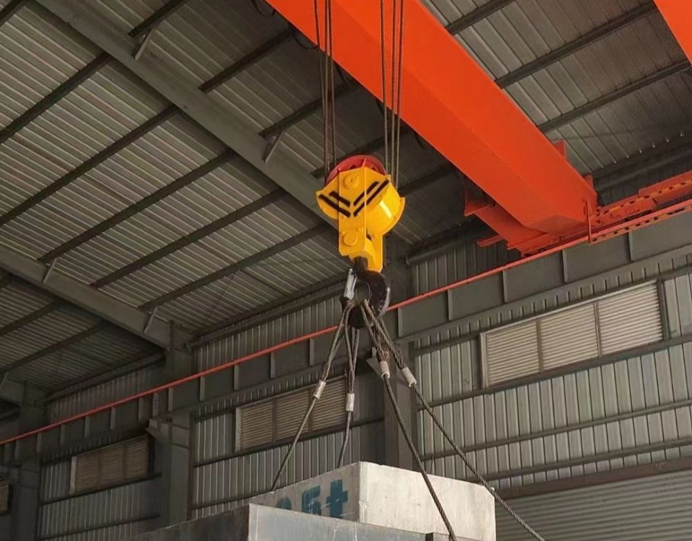 雙梁起重機吊鉤、起重吊鉤、行車大鉤生產(chǎn)廠家、出廠價格