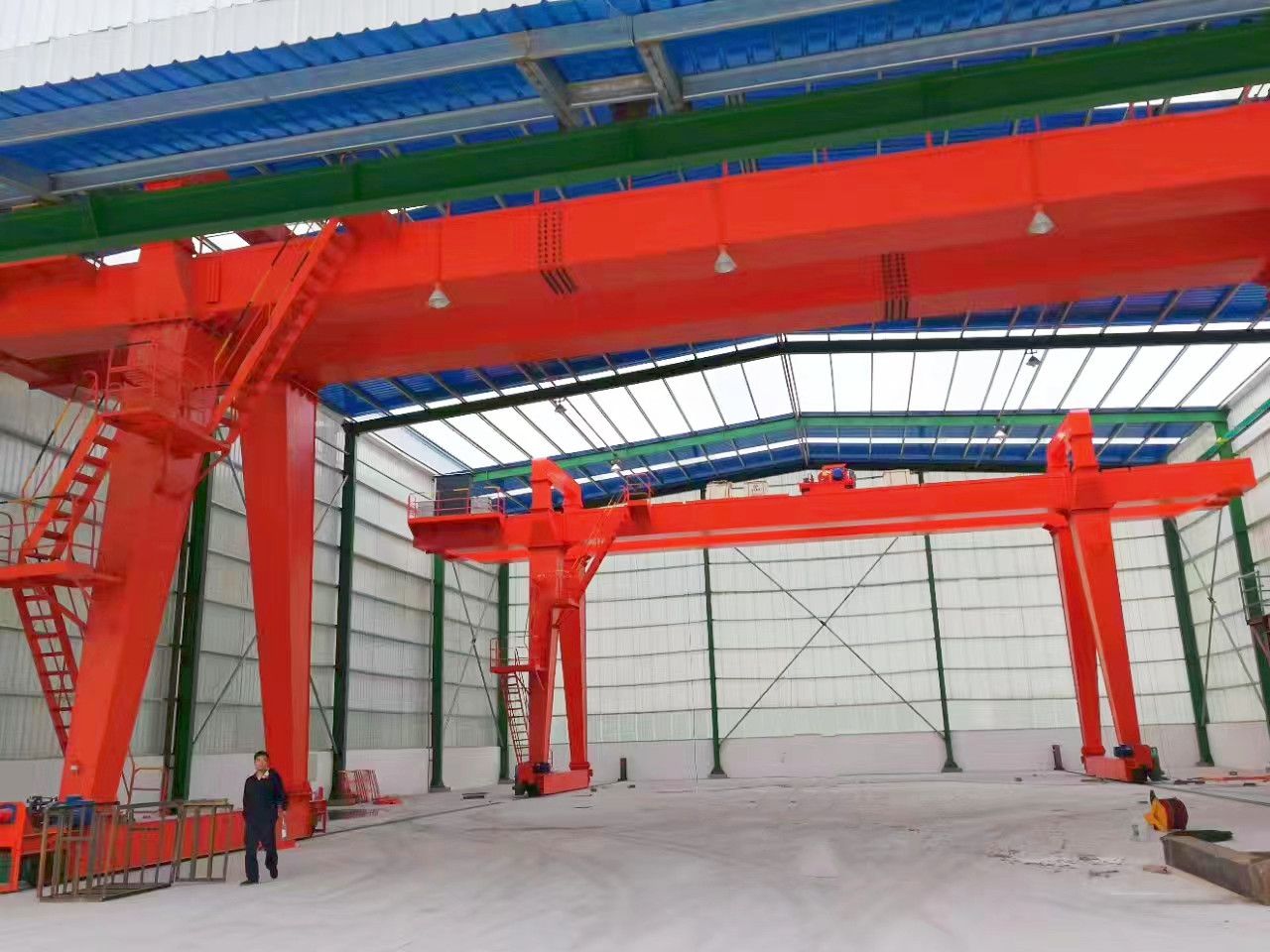 江西景德鎮(zhèn)龍門吊、A型電動(dòng)雙梁門式起重機(jī)廠家銷售、安裝維修