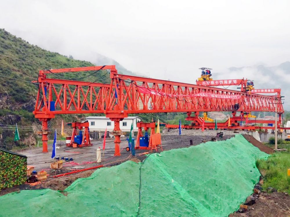 湖南湘西架橋機(jī)廠家、架橋機(jī)生產(chǎn)制造、租賃回收、安裝維修