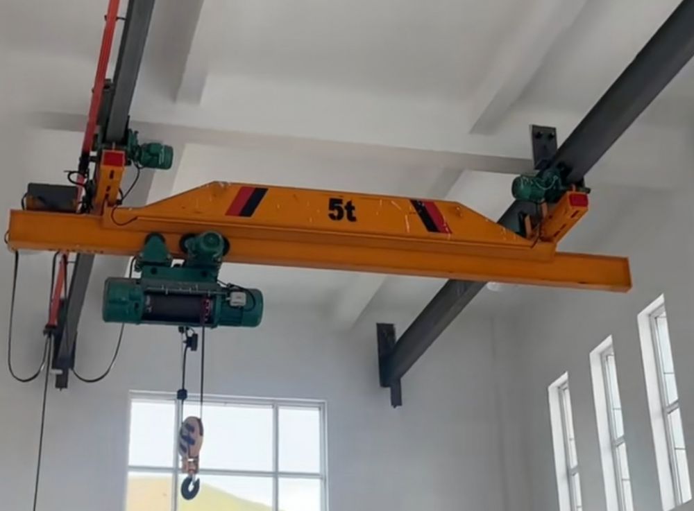 西安行車廠家報(bào)價(jià)、LX型電動(dòng)單梁懸掛起重機(jī)