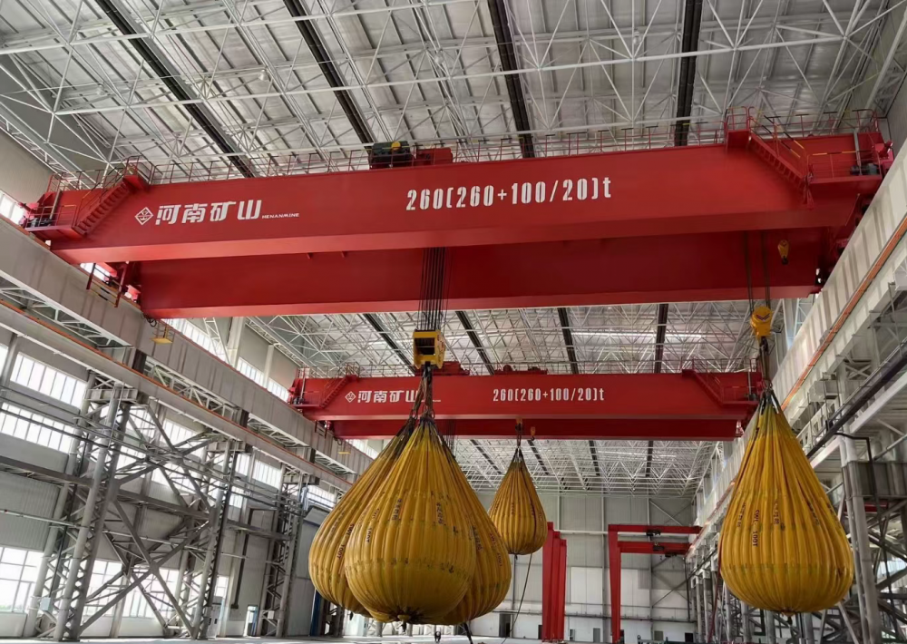 陜西行車廠家報(bào)價(jià)、QD型電動(dòng)雙梁橋式起重機(jī)