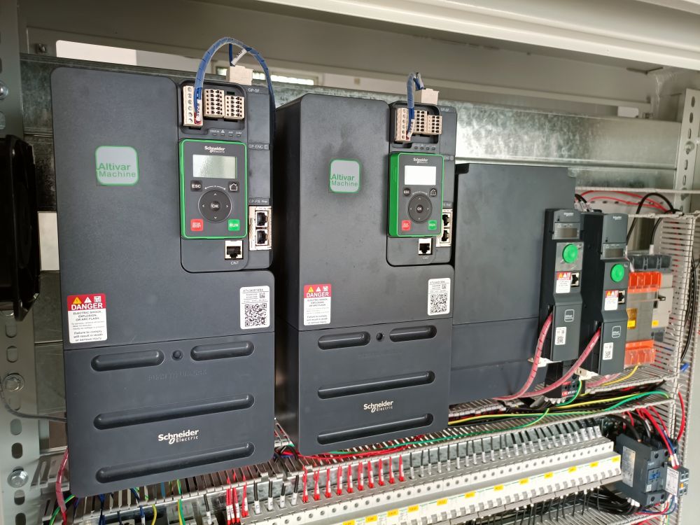 起重電氣柜廠家定制、高低壓變頻起重電氣箱柜設(shè)計制造、安裝維修