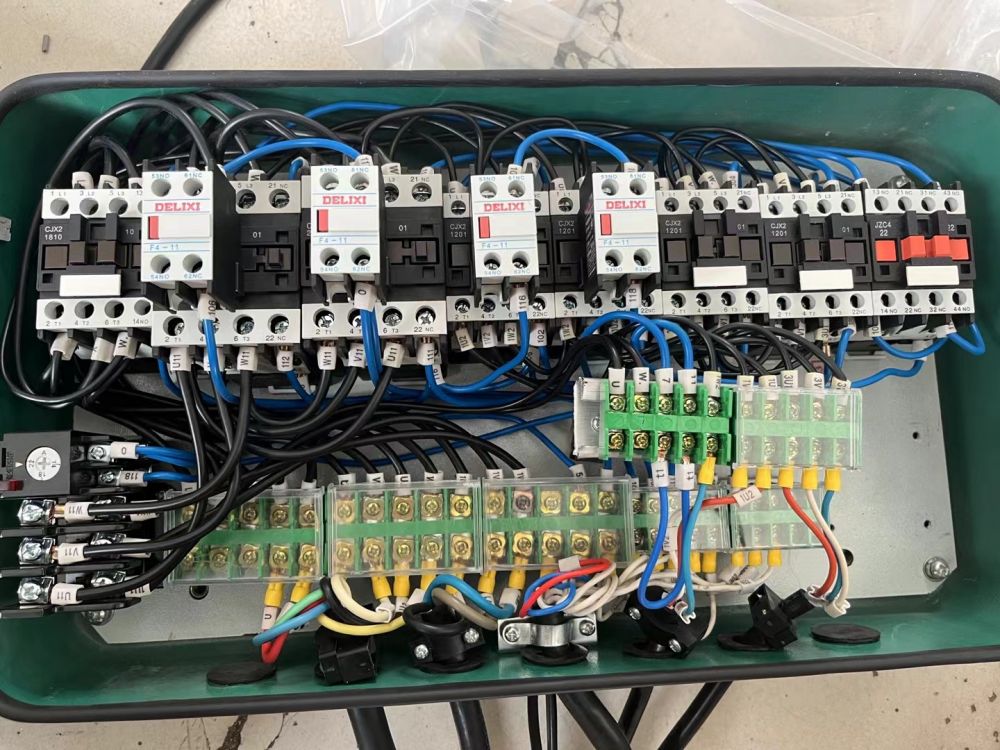 電動葫蘆控制電器箱、單速/雙速葫蘆電器控制箱